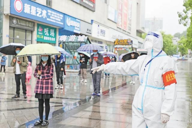 四川邻水10天感染超900例