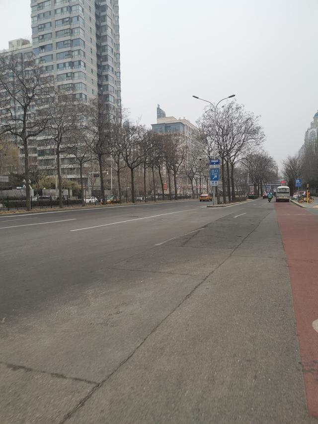 95号加满，倾家荡产，二轮电动车的时代到来了
