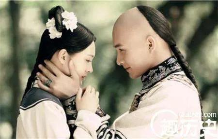 和珅受宠之谜：竟然源于一段“白月光”与“朱砂痣”的凄美往事？