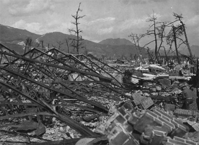 原子弹爆炸时应该如何逃生？日本当年幸存者说出实情，千万别跳水