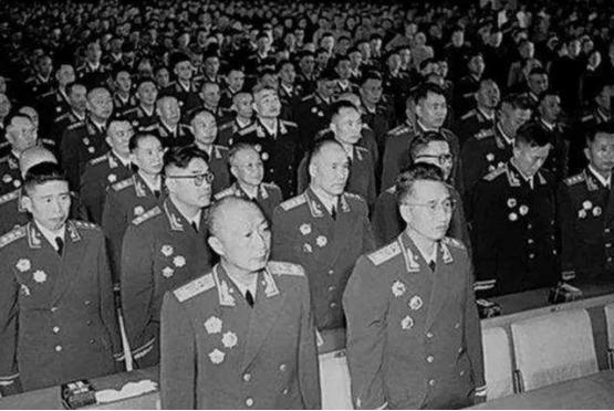 1955年，他没有被授军衔，待遇却超过元帅，官至正国级，终年61岁