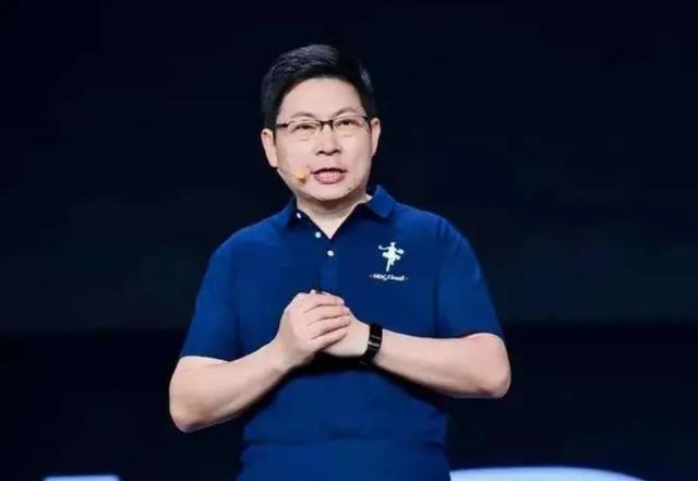 两大手机巨头合并了，共用操作系统，共享5000多家线下门店