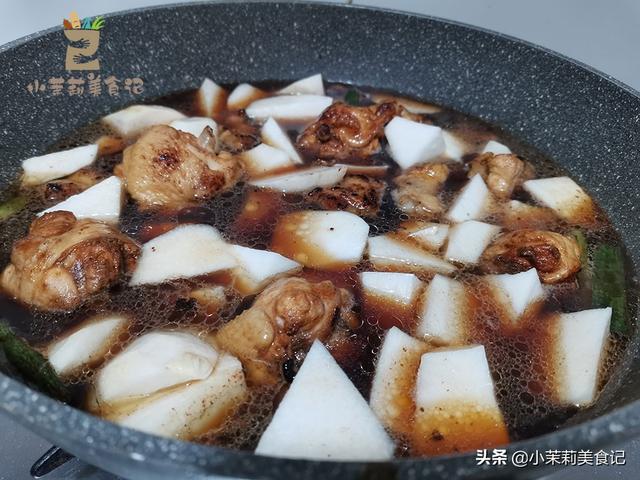 立夏后，阳气易损耗，建议多吃“3红3白1黑”，升阳驱寒轻松度夏