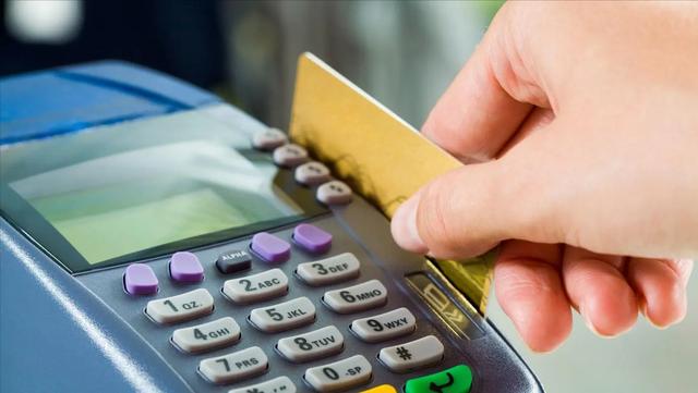 2019年，浙江男子打工一天赚30万，高兴过度患精神病俩月花掉80万