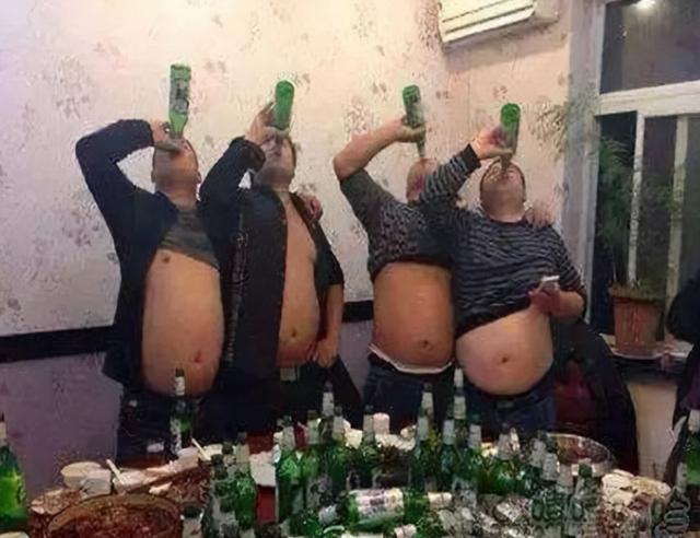 为何爱喝酒的人，容易脑梗塞？提醒：4个原因，建议你别轻易忽视