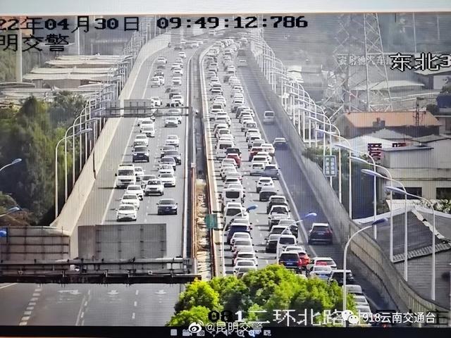 明天可能降10℃！放假第一天，有点堵