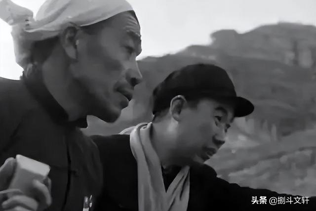 10万人花费十年时间，人工凿平1250座山，红旗渠的修建有多难？