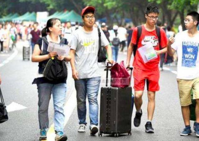 医学院排名大洗牌？协和掉到第4，湘雅排名“山体滑坡式”下降