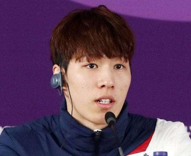 黄大宪犯规 韩国男子1000全军覆没
