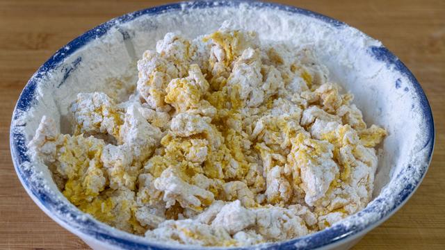 阳春三月，养肝“黄金期”，10食物要多吃，滋阴养肝，越吃越年轻