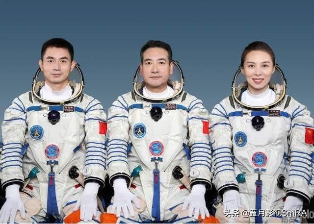 又美又飒王亚平，“太空教师”上天为女儿“摘星星”