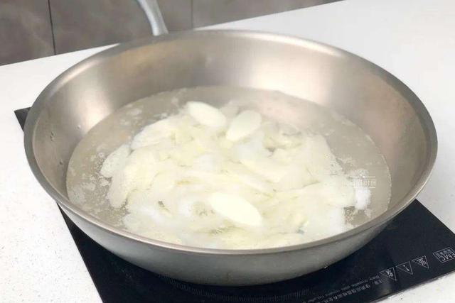 阳春三月，养肝“黄金期”，10食物要多吃，滋阴养肝，越吃越年轻