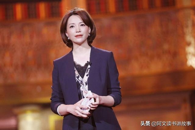 优雅如董卿：越活越通透的女人都有这3个特质，你有吗？
