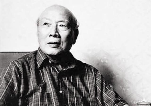 国军“好色将军”活103岁，曾三次死里逃生，生下一子成知名影星