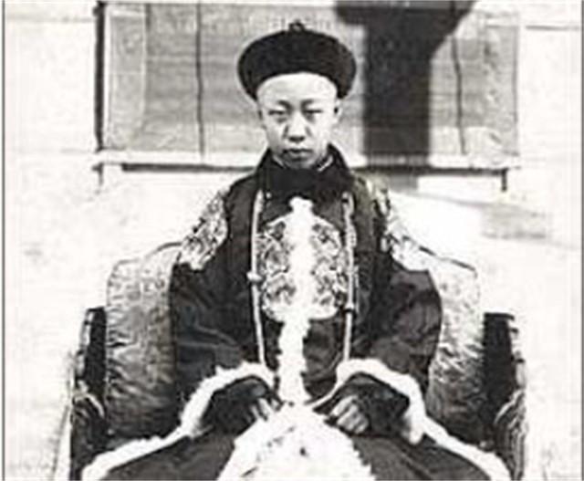 1967年，溥仪去世后以何规格安葬？周总理：尊重爱新觉罗家族历史