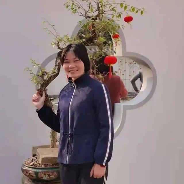 徐州工程机械展郝纯纯