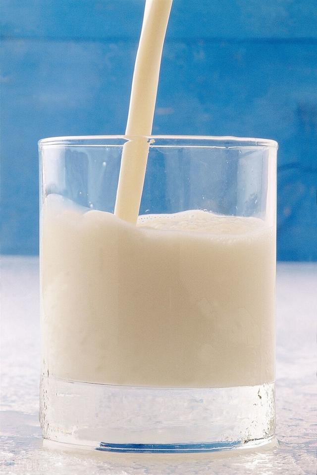 我们一天需要补充多少钙元素