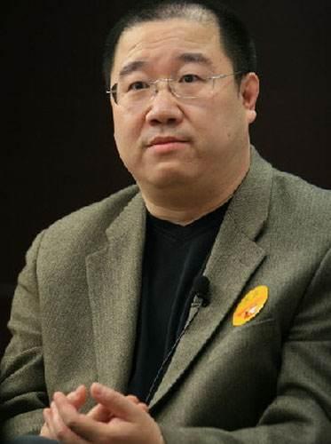 英如镝：我爸是英达，我哥是巴图，我在拥有父爱的环境中成长