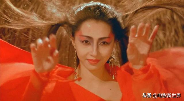 奖双料影后;1989年的《猛鬼舞厅》中,单桂枝饰演舞女阿美被男友害死