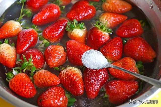 草莓怎么洗 清洗草莓的正确方法 草莓怎么洗