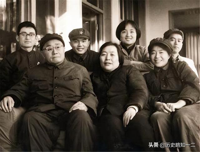 程宜芝16岁嫁刘伯承，独守老家45年，晚年不愿见刘伯承