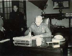 1965年蒋介石欲回归大陆，向毛主席提出六个条件，主席爽快答应
