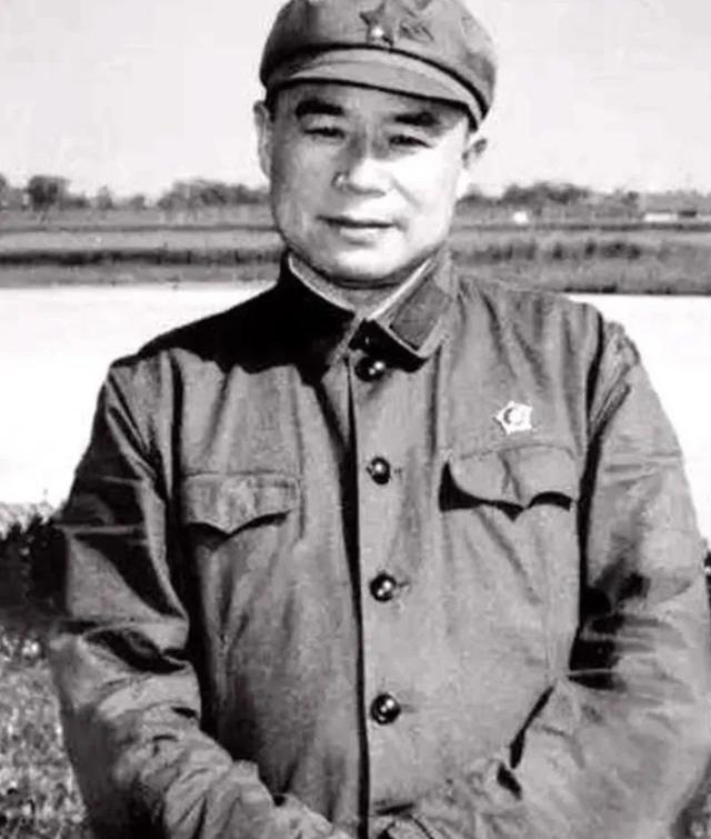 1978年李云龙原型王近山去世，临终遗言：死后不许前妻参加追悼会