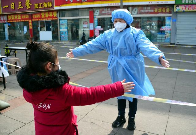 东航空难，乘客“遗物”让人破防：你的匆匆一眼可能是最后一面
