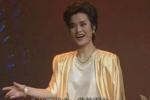 又一明星要被封杀，邓伦被曝偷税漏税，回顾成名经历实在太可惜