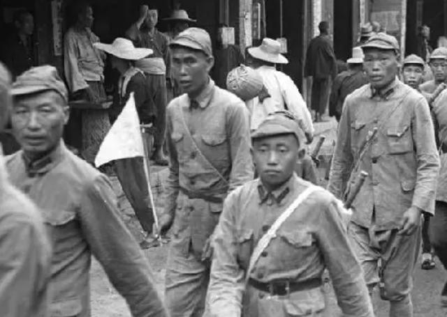 2010年，湖南独眼老农头疼求医，发现颅中子弹，暴露老兵身份