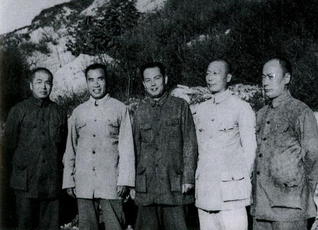 1972年陈毅逝世，毛主席现身追悼会，一举动让张茜泪奔：怎么敢当