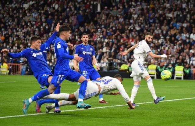 0-1到2-0，冠军不是梦！欧冠豪门太强，时隔98天复仇，威慑切尔西