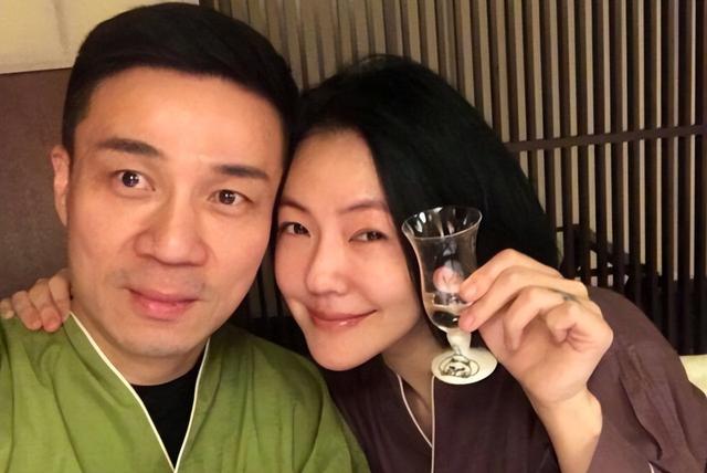 小S取消发布会，用格言回击汪小菲，获丈夫力挺：她智慧高如佛祖