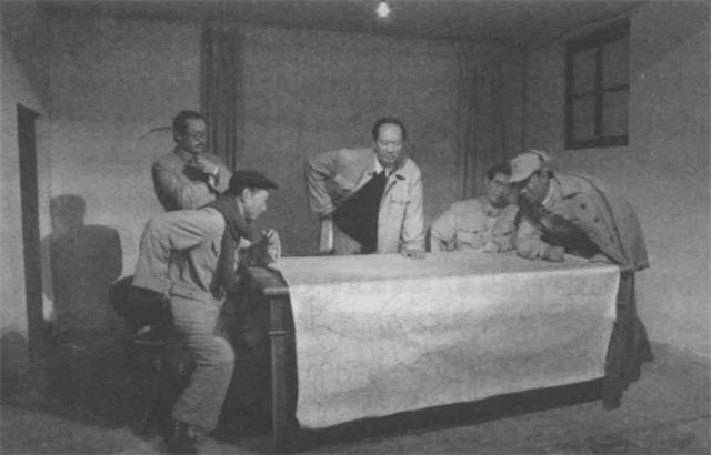 除了毛朱刘周任五大书记，还有2位候补书记：是谁？结局如何？