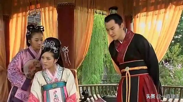 谁说女子不如男，替父从军花木兰