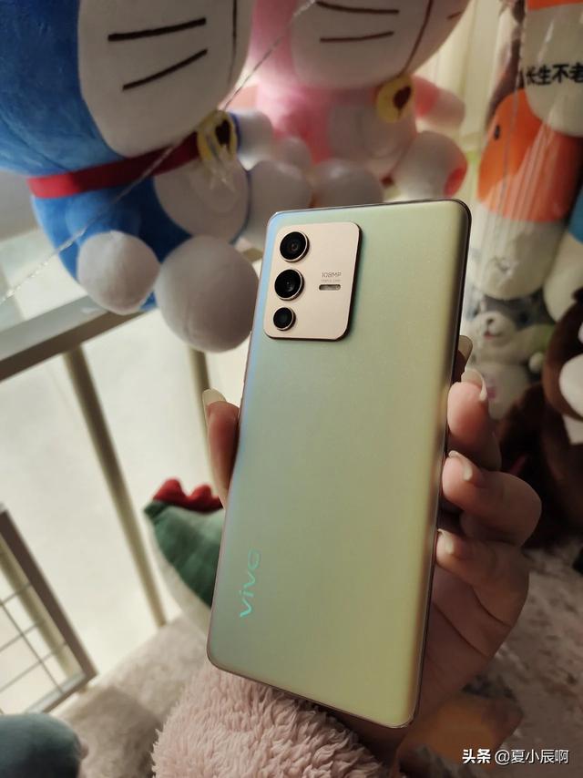 vivo S12 Pro上手体验，外观、拍照、手感俱佳，缺点也很明显