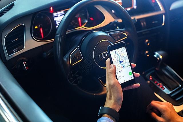 「芯智驾」“车”“机”大一统，未来电动汽车的竞争杀器？