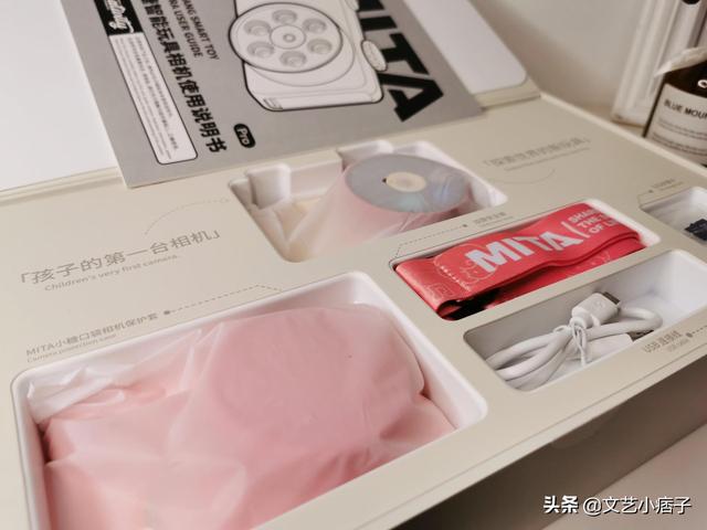 小糖智能玩具相机，用相机记录童年妙思