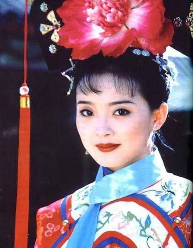 豪门阔太难当，48岁王艳复出拍戏：她再也不是当年的“晴格格”