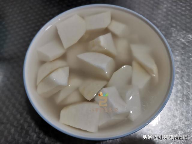 立夏后，阳气易损耗，建议多吃“3红3白1黑”，升阳驱寒轻松度夏