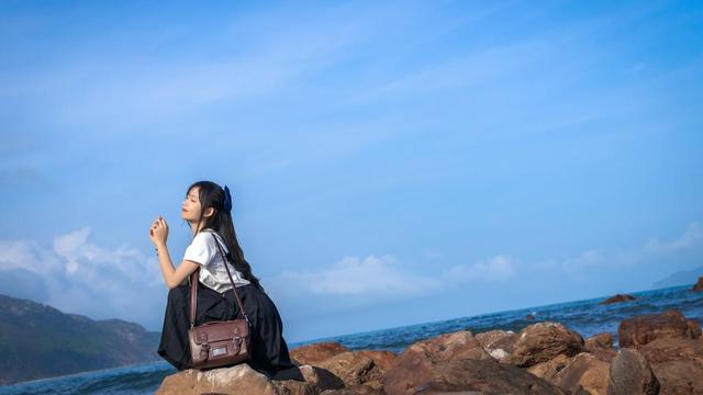 “有些路很远，走下去会很累，可是，不走，又会后悔”‖支撑你