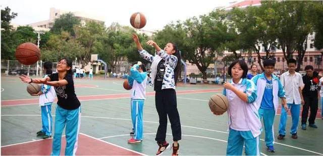 上海第一中学教师跳楼，揭开教师心理疾病危机
