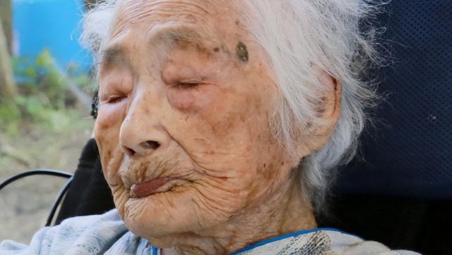 世界上有活一千多岁的人吗(世界上真的有活到1000多岁的人吗)-天晟网