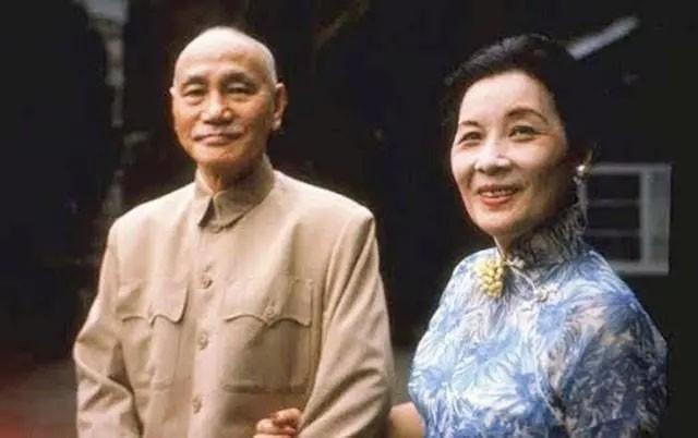 张灵甫长子，和父亲只见过一次，当了20年教师，从不主动接受采访