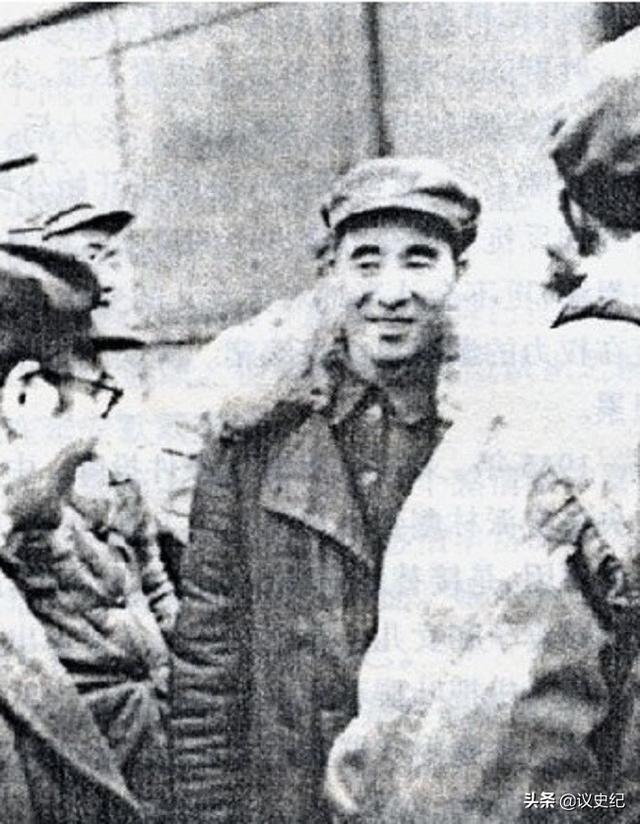 林彪列4点原因反对援朝，毛主席坚持出兵，基辛格：眼光超常人