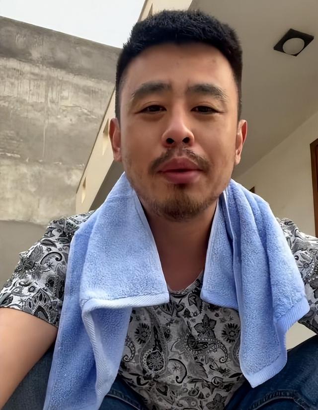 “四大特工”刘庸因IP属地翻车？背后团队曝光，被网友骂是营销号