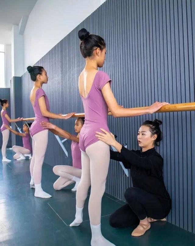 舞蹈专业老师也有“期末考”？昆明市艺术学校教学能力测评