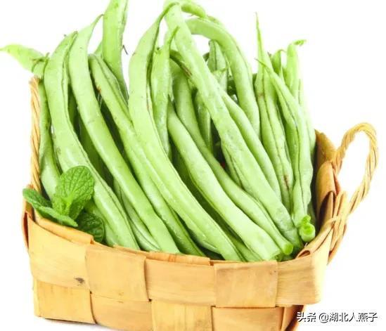 端午节，除了吃粽子，还要吃3菜2肉2果，顺应节气而食，平安入夏