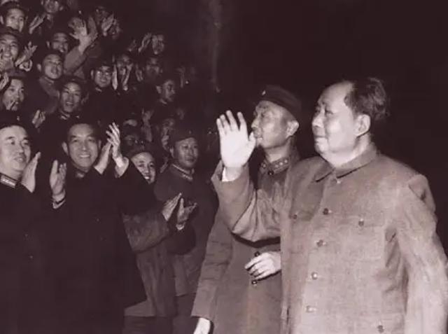 毛主席去世，吴旭君说出主席会见尼克松不为人知的幕后，令人落泪