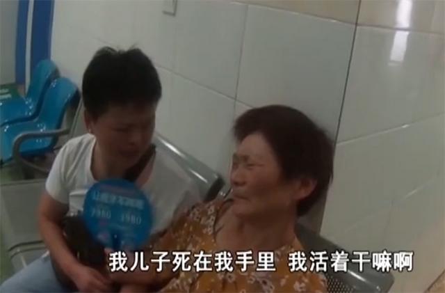 2019年，63岁老汉持刀捅死亲生儿子，毫不后悔还放言：他死了活该